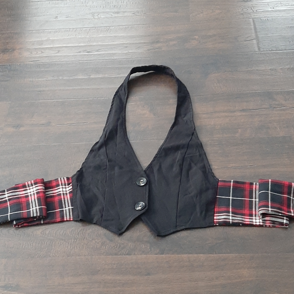 Tie Back Vest